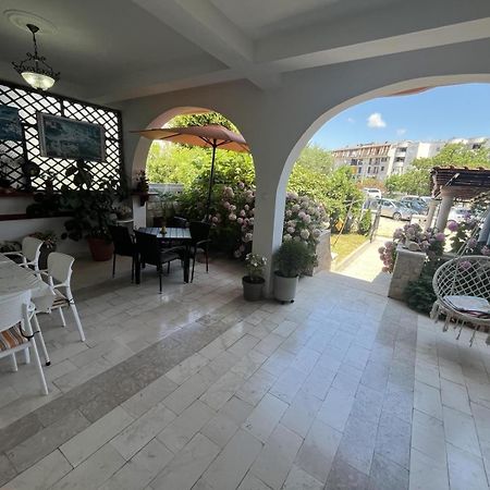 Studio Rooms Moncherie Ulcinj Exteriör bild