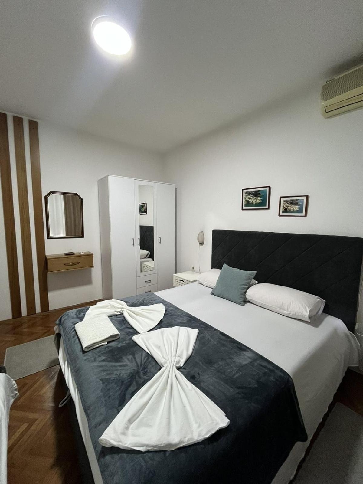 Studio Rooms Moncherie Ulcinj Exteriör bild